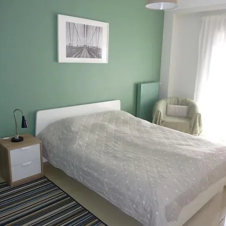 Modern Style Apartment,central Thessaloniki, 100qm Selanik